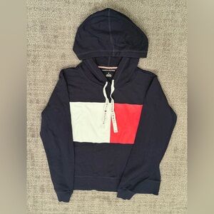 Tommy Hilfiger sweatshirt, Medium